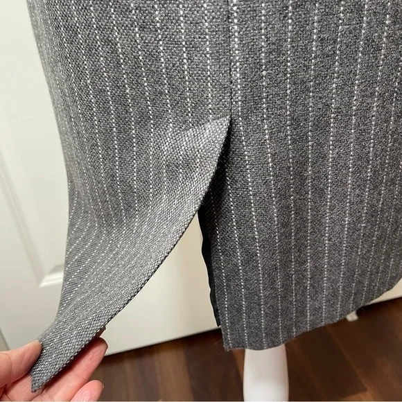 Armani Collezioni Gray Wool Pinstripe Pencil Skirt Lined - Picture 3 of 12